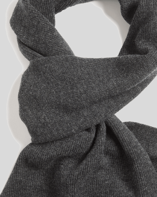Lyle & Scott Gerippter Schal aus Lammwollmischung - Grau - Image 3