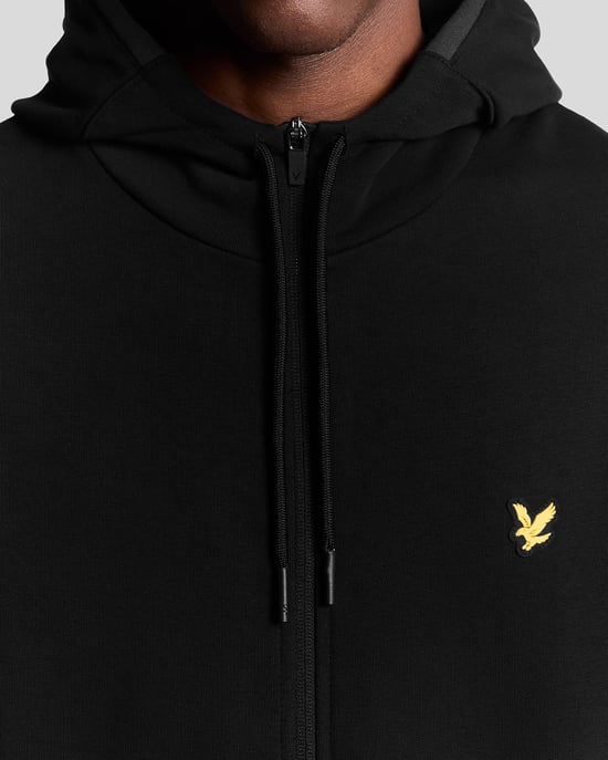 Lyle & Scott Sports Tape Trainingsjacke – Schwarz - Image 3