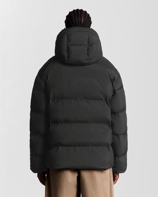 Lyle & Scott Schwere Pufferjacke mit Kapuze – Schwarz - Image 4