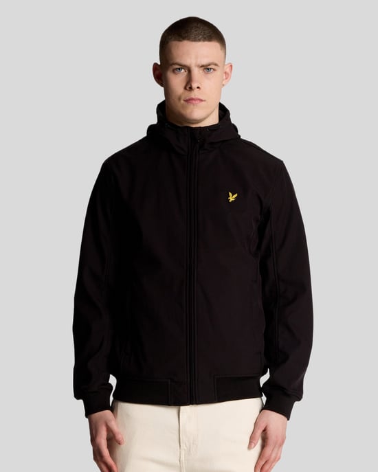 Lyle & Scott Softshelljacke mit Netzfutter – Schwarz - Image 1