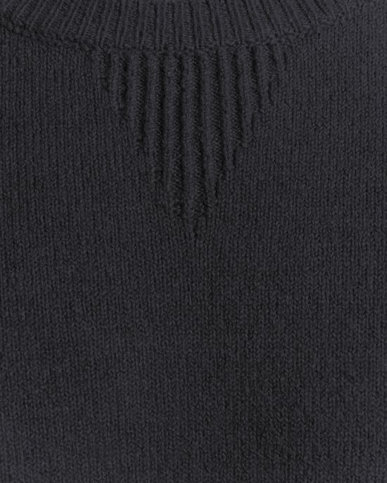 Lyle & Scott – Gestrickter Rundhalspullover mit Schriftzug – Marineblau - Image 5
