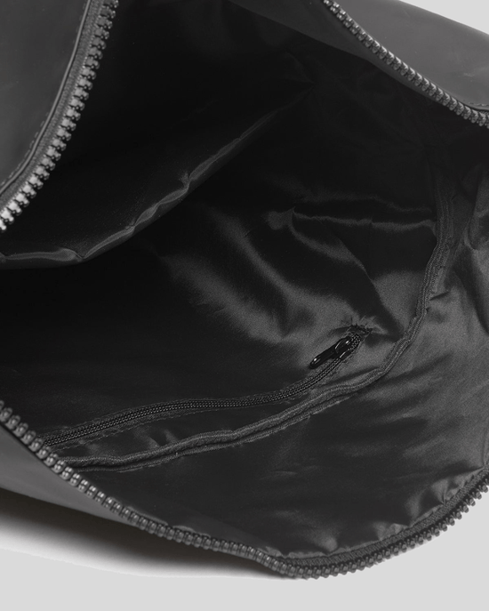 Lyle & Scott Wasserabweisender Rolltop-Rucksack – Schwarz - Image 3