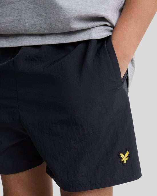 Lyle & Scott Jungen Badeshorts, einfarbig, Marineblau - Image 4