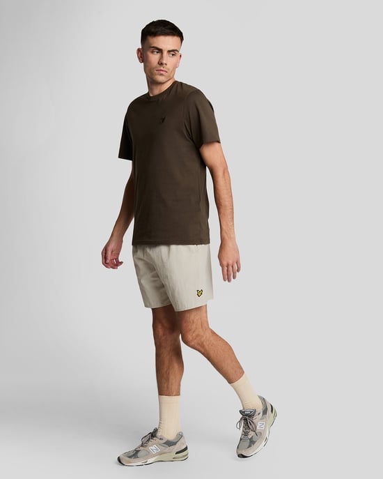 Lyle & Scott Plain Badeshorts - Sand - Image 2
