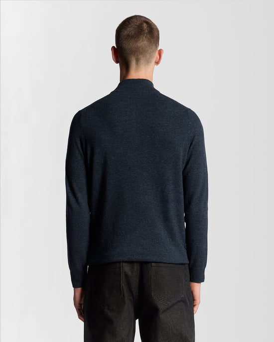 Lyle & Scott Pullover aus Lammwollmischung mit 1/4-Reißverschluss – Marineblau - Image 4