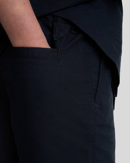 Lyle & Scott Leinenshorts für Jungen - Marineblau - Image 4