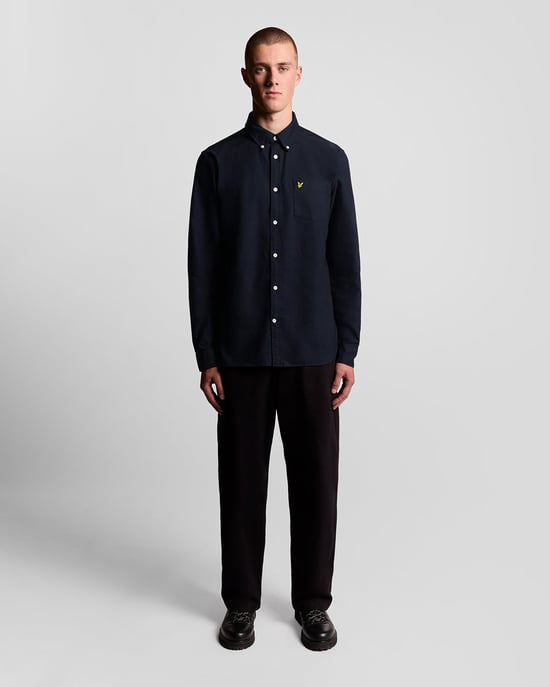 Dunkelblaues Langarmhemd von Lyle & Scott - Image 2