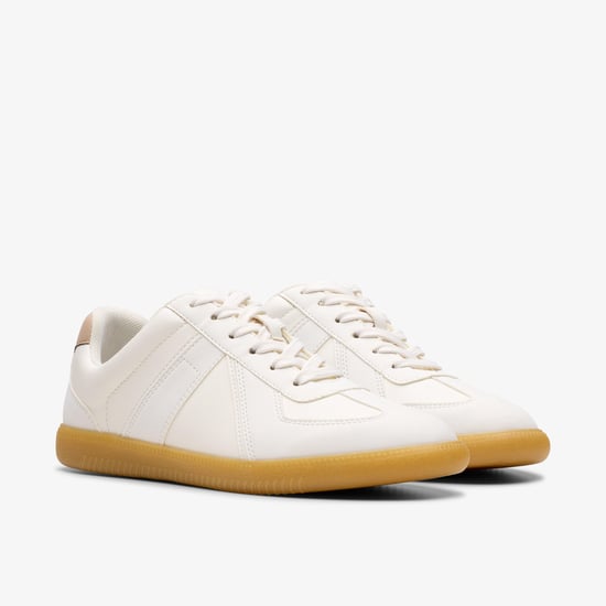 Nykole Step Weiße Sneakers - Image 4