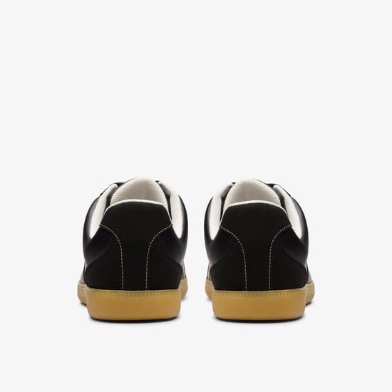 Nykole Schritt Schwarze Turnschuhe - Image 5