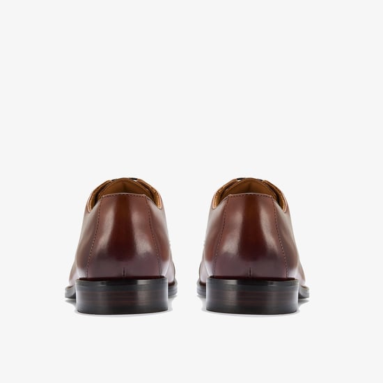 Banstead-Cap Schuhe aus braunem Leder - Image 5