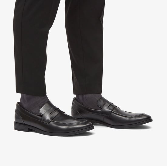 Brandon Schritt Schwarze Lederschuhe - Image 2