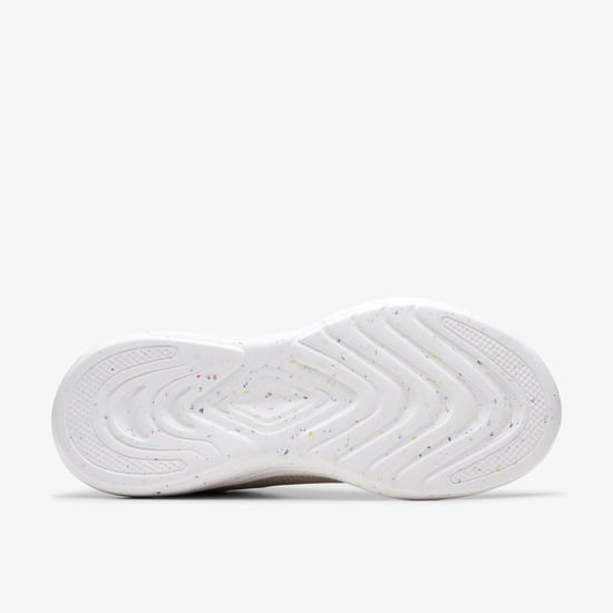 Izza Strick Creme Sneakers - Image 3