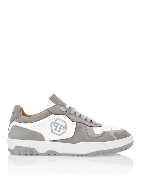 Sneaker - Image 3