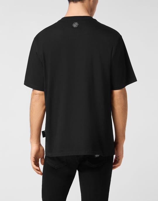 Black White Round Neck T-Shirt Teddy Bear - Image 3