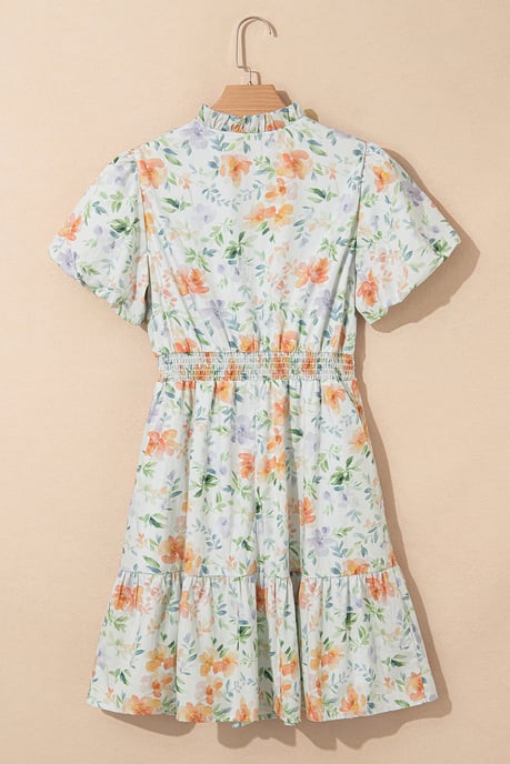 Blumiges Mini-Kleid mit gestuften Rock und Puffärmeln - Image 4