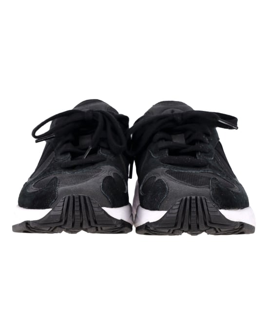 Adidas Yung-1 Sneakers aus schwarzem Wildleder - Image 2