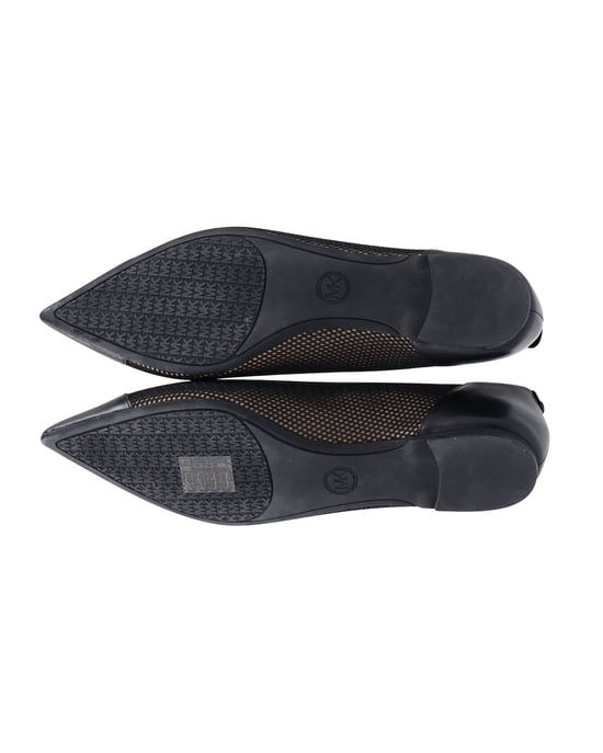 Michael Kors Spitz zulaufende Ballerinas aus schwarzem Leder - Image 6