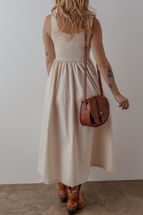 Midi-Kleid mit entspanntem Schnitt und fließendem Rock - Image 3