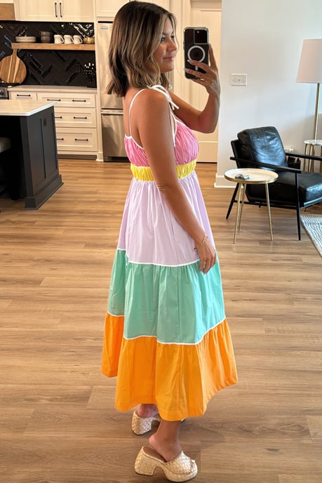 Buntes, gestuftes Midikleid - Image 3