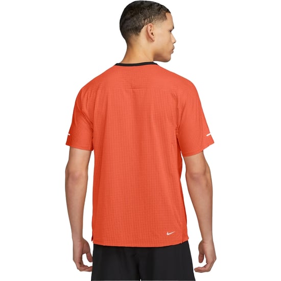 Nike Trail Solar Chase Dri-fit Orange T-shirt - Image 2