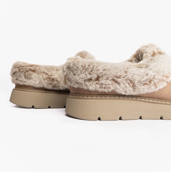 Skechers Keepsakes Lite - Gemütliche Mischung Damen Hausschuhe Taupe - Image 5