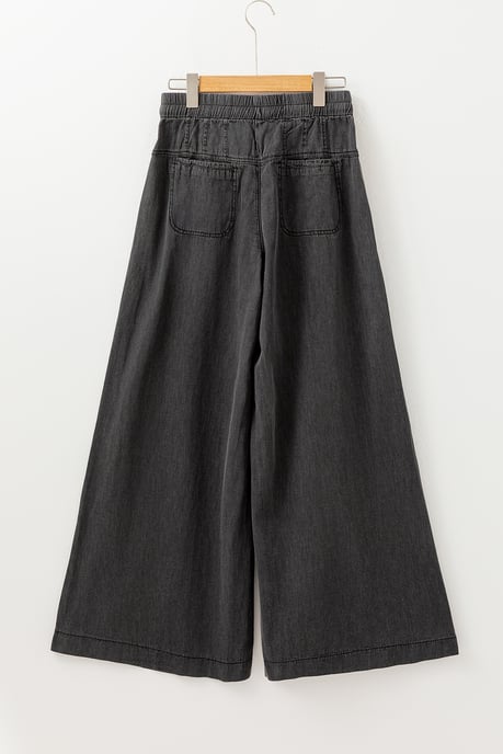 Weite Jeans mit Knopfverschluss und Kordelzug - Image 4