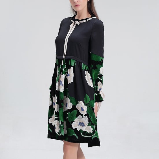 Mittellanges Blusenkleid mit Blumenmuster - Image 3