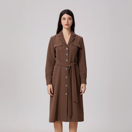 Minimalistisches Kleid im Safari-Stil - Image 3