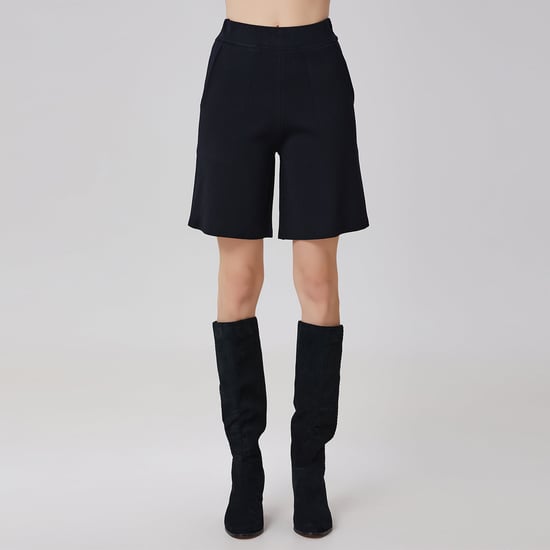Minimalistische Bermudashorts - Image 3
