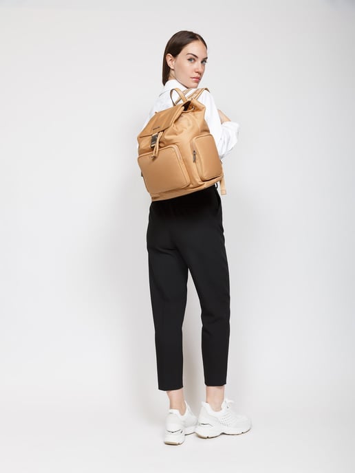 Michael Kors Khai Großer Cargo-Rucksack mit Klappe - Image 5