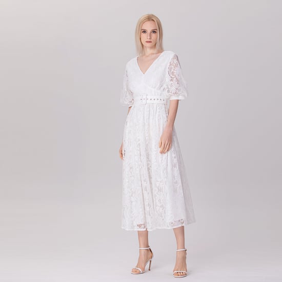Kleid mit Puffärmeln und Spitze, inklusive Gürtel - Image 2
