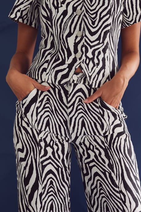 Sturmjeans in Schwarz/Weiß - Image 3