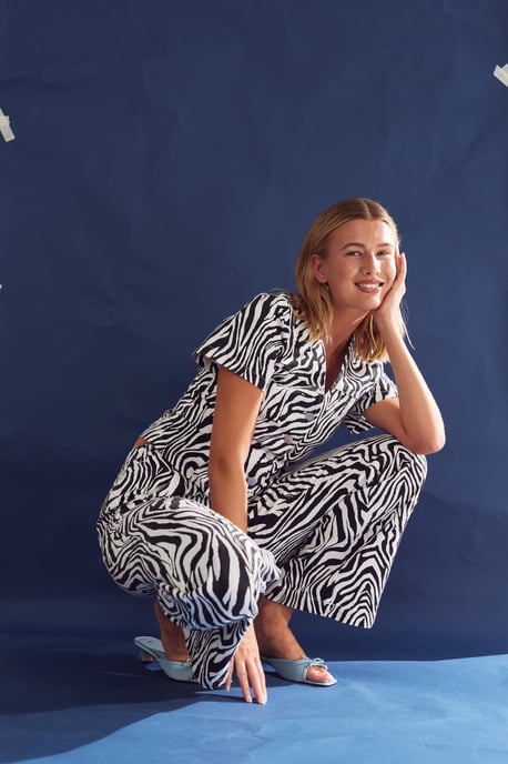 Sturmjeans in Schwarz/Weiß - Image 5