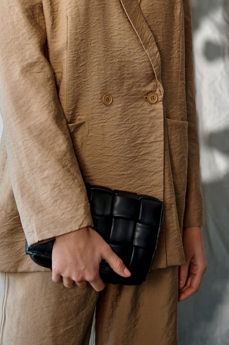 Paola Oversize-Blazer in Camel - Image 4