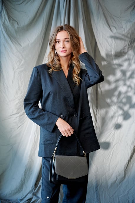 Paola Oversize-Blazer in Schwarz - Image 5