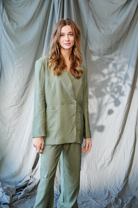 Paola Oversize-Blazer in Army - Image 5