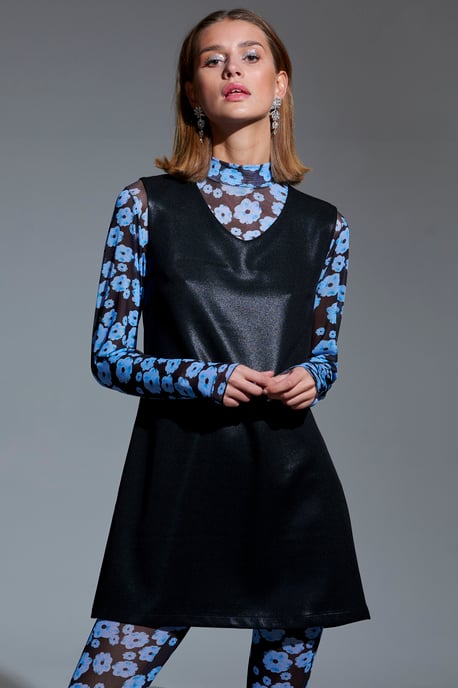 Tina V-Ausschnitt Kleid in Schwarz - Image 3