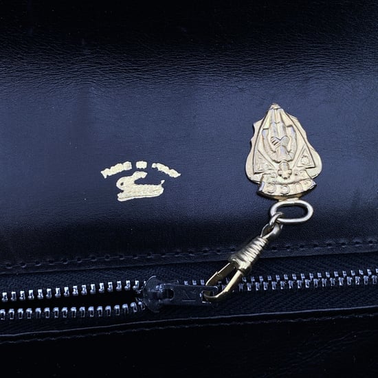Gucci Vintage-Umhängetasche aus Leder - Image 5