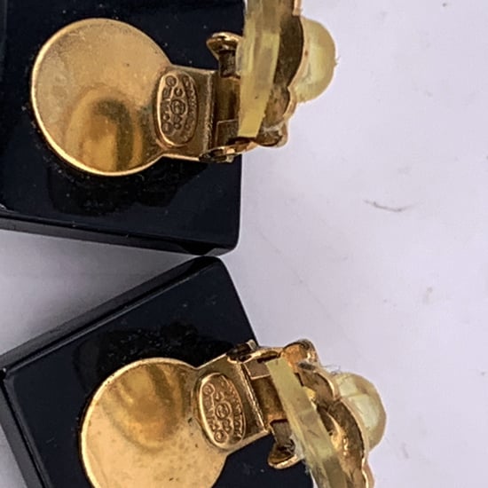 Chanel Plastikohrringe CC - Image 6