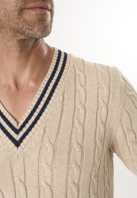 Pullover Basic-Pullover Mit V-Ausschnitt Und Zopfmuster - Image 3