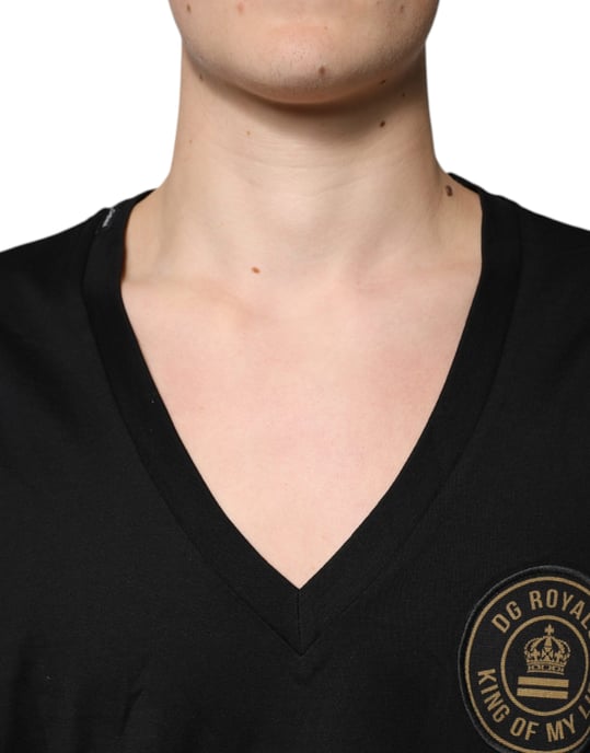 V-Ausschnitt T-Shirt mit kurzen Ärmeln - Image 5