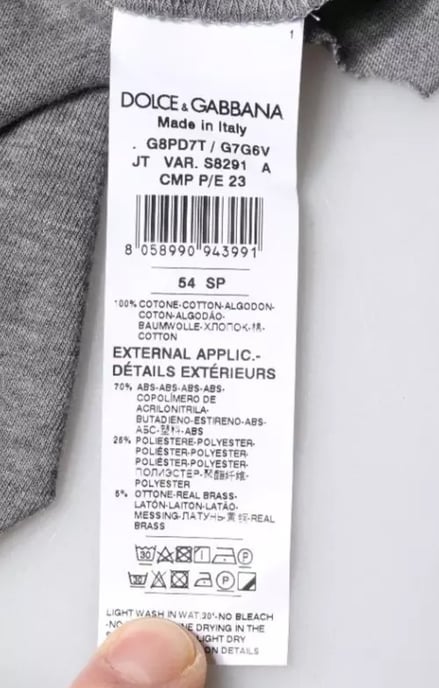 Abgedroschene T-Shirt mit Rissdetails - Image 5