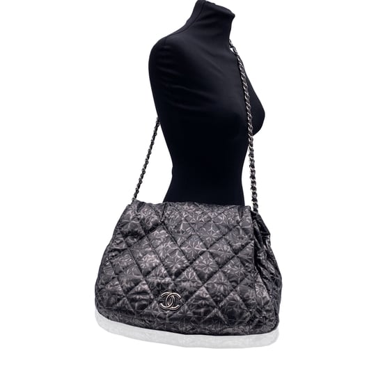 Chanel Stoff Schultertasche Timeless/Classique - Image 2