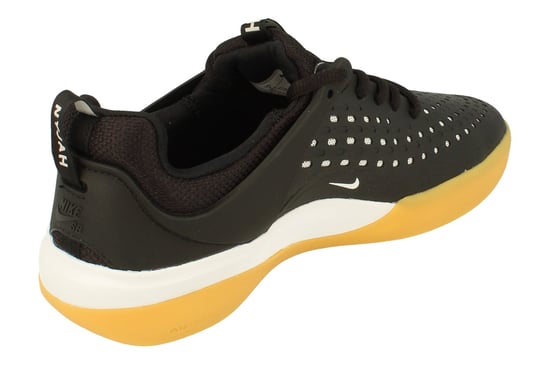 Nike Sb Zoom Nyjah 3 Herrens Schwarz Sneakers - Image 3