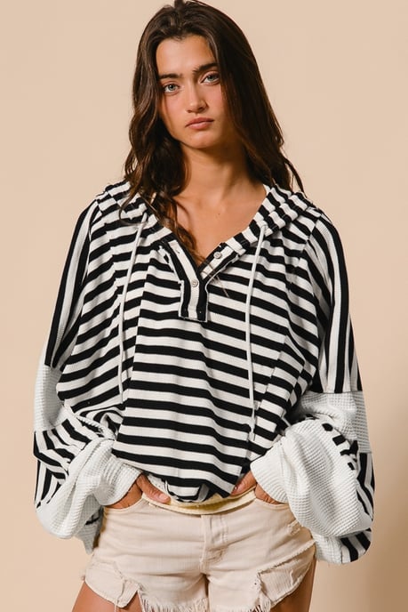 Gestreifter Rippstrick-Pullover - Image 4