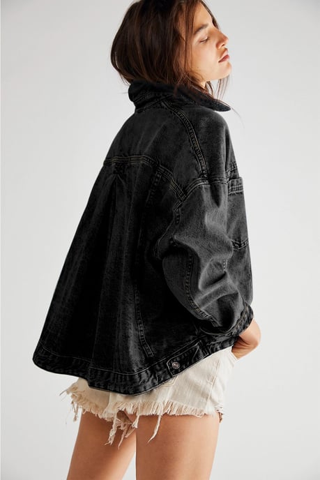 Übergrößen-Denimjacke mit langen Ärmeln - Image 2