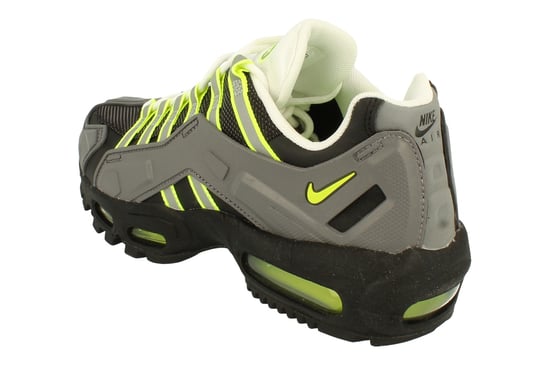 Nike NDSTRKT Air Max 95 Mens Running Trainers - Image 2