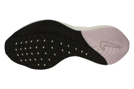 Nike Womens Air Zoom Vomero 16 Running Trainers - Image 5