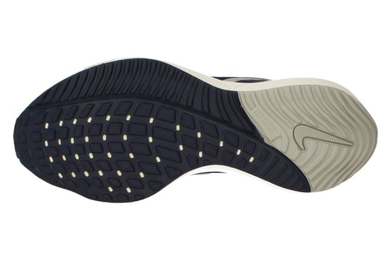 Nike Air Zoom Vomero 16 Mens Running Trainers - Image 5