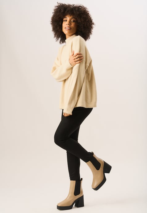 Schwarze Skinny Stretch-Leggings aus Kunstwildleder - Image 3
